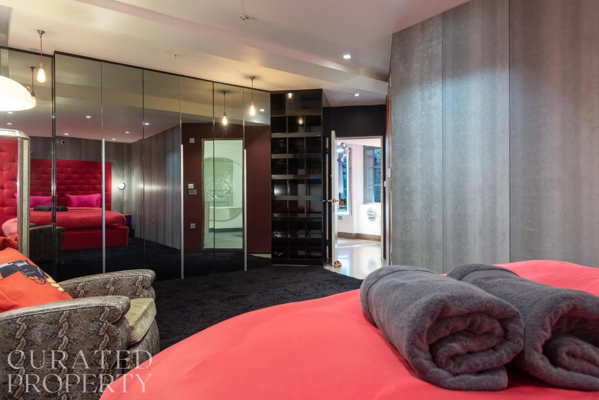 Appartamento Amazingly Luxurious Loft Apartment, Soho - 3 Bedrooms, 2 Bath & Office Londra