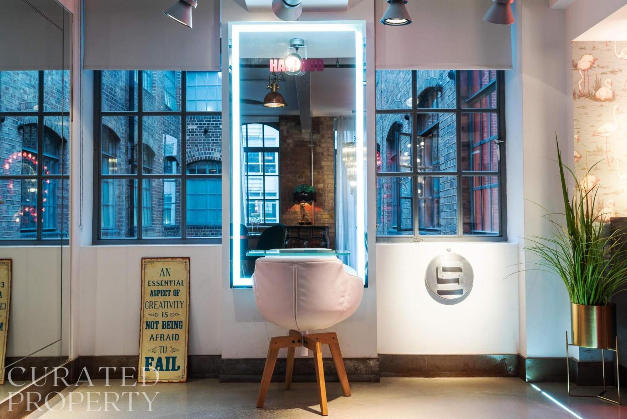 Amazingly Luxurious Loft Apartment, Soho - 3 Bedrooms, 2 Bath & Office